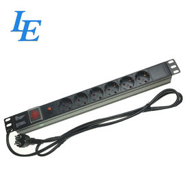 독일 타입 10인치 19인치 서버 랙 Pdu 과부하 전압 보호 검은색