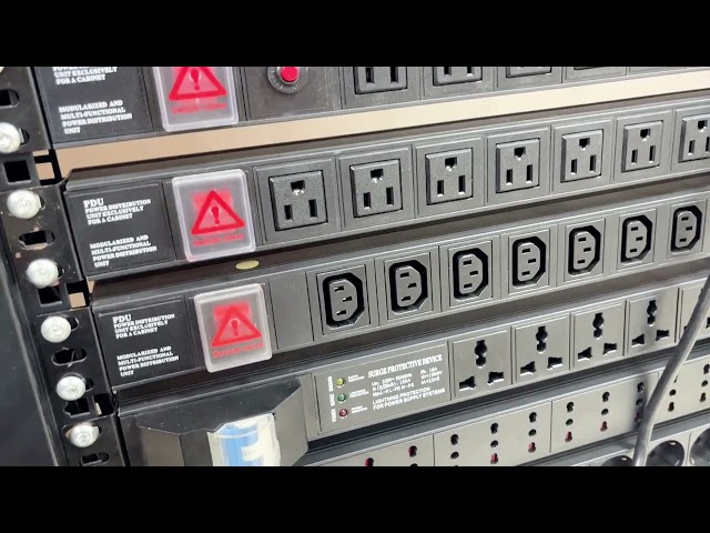 수직 알루미늄 PDU 12구 EU/Schuko PDU 블랙 19인치 수평 6구 8아웃렛 Schuko 독일형 전력 분배 장치 IT 네트워크 캐비닛 스위치 포함 스마트 소켓 PDU 3x1.5mm² 2M 길이